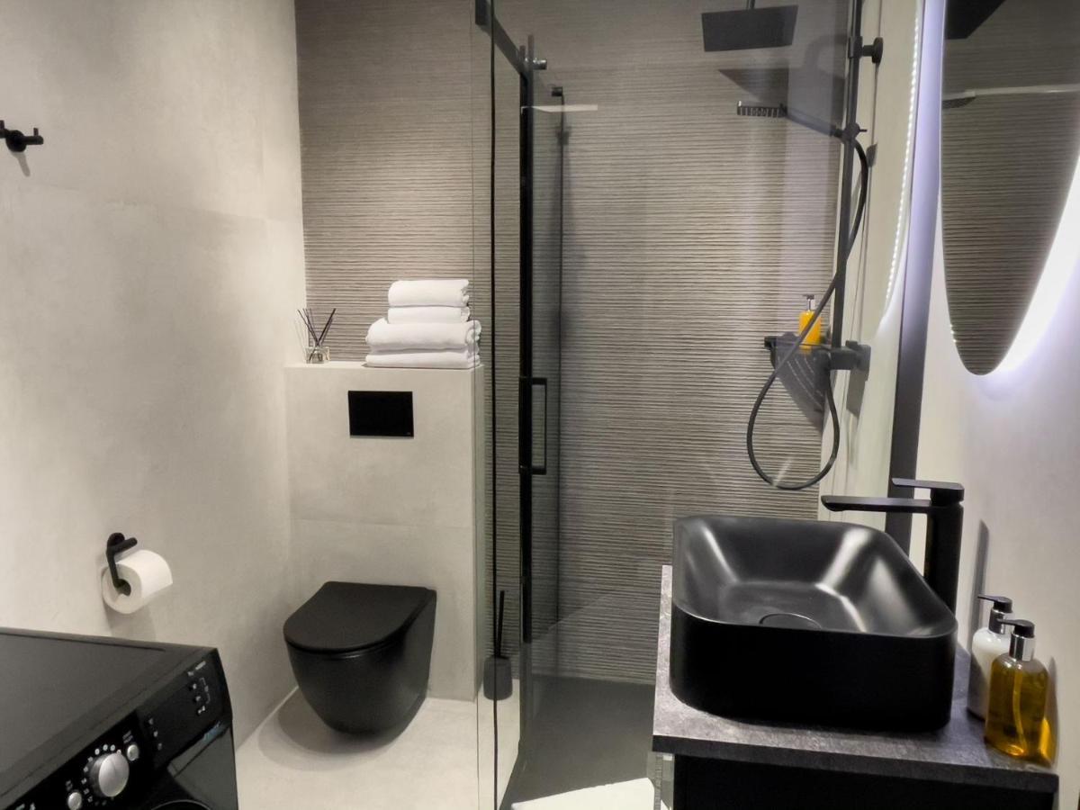 Urban Apartments Premium, Opolska 10 No 69, Free Garage, Self Check-In คาโตวีตเซ ภายนอก รูปภาพ