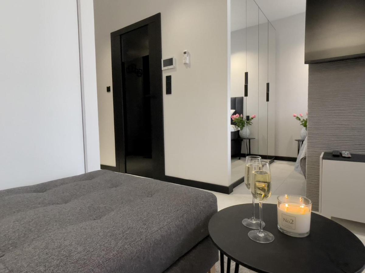 Urban Apartments Premium, Opolska 10 No 69, Free Garage, Self Check-In คาโตวีตเซ ภายนอก รูปภาพ